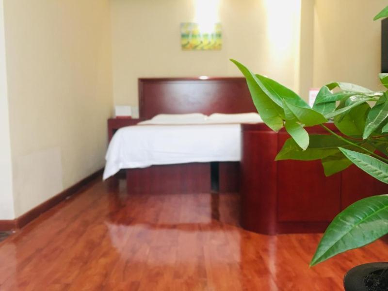 Greentree Inn High Tech Changzhi Road Subway Station Business Hotel Taiyuan  Esterno foto